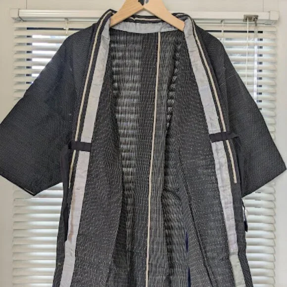 Kimono - Picture 3 of 4